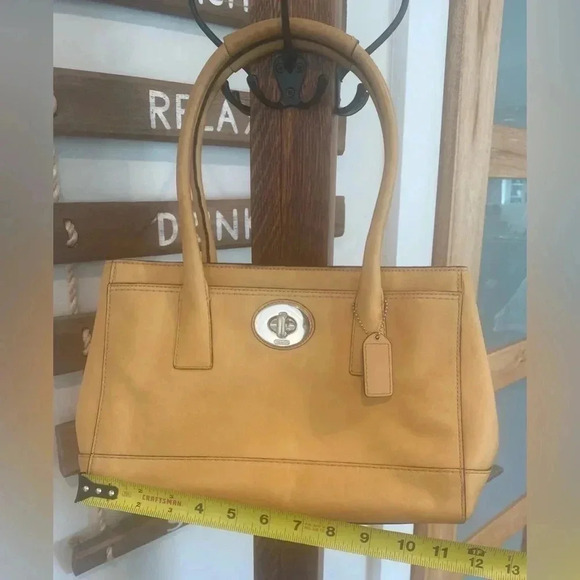 Vtg Coach Classic Madeline Tote Satchel Handbag Beige/Yellow Great Condition - Picture 8 of 12